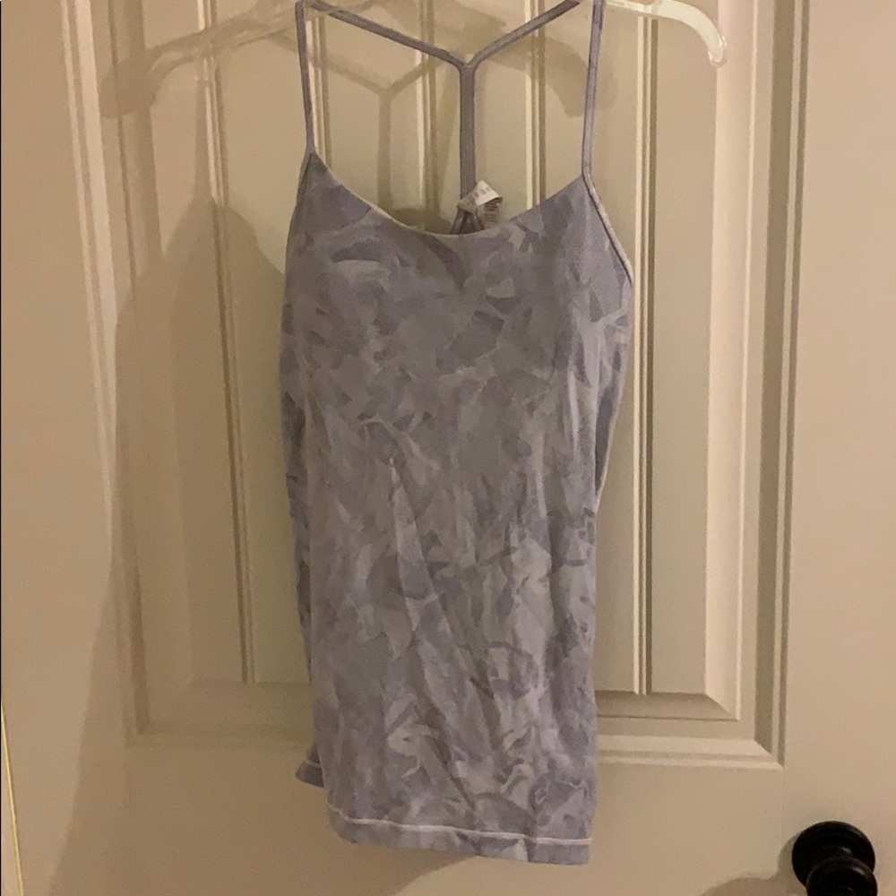 Lululemon workout top